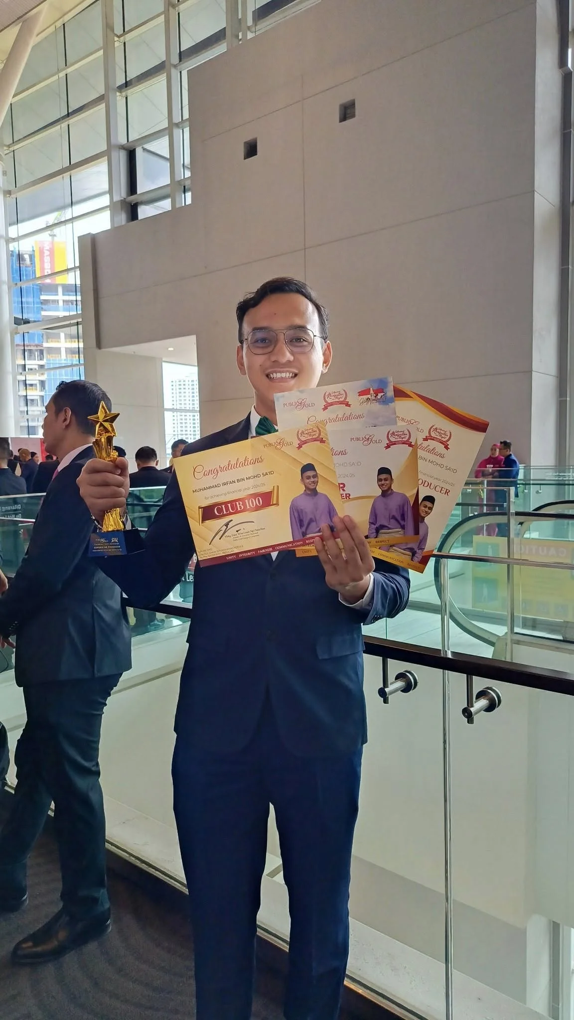 Cara Jadi Dealer Emas: Kejayaan tak datang sekelip mata, ia bergantung pada usaha kita