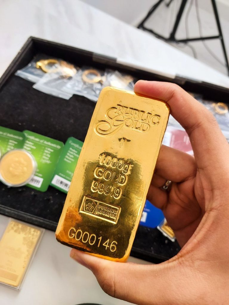 1 kilogram emas yang anda boleh dapatkan di Public Gold, jangan takut beli emas tau